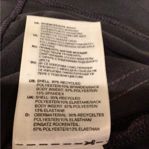 💕2XHost Pick 💕🛍2 for $25🛍Adidas slip on black athletic top - Picture 4 of 5